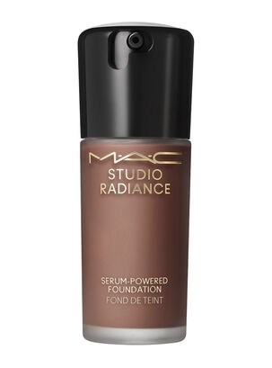 Base de Maquillaje M·A·C Studio Radiance Serum Powered Foundation NW65 30 ml,,hi-res
