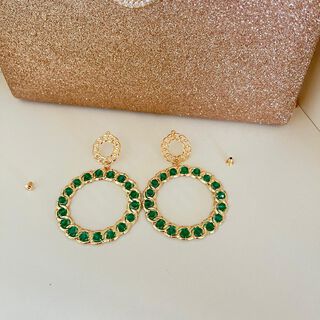 Aros de Color Verde con Dorado y Diseño Circular,hi-res