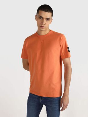 Polera Badge Regular Naranja Calvin Klein,hi-res