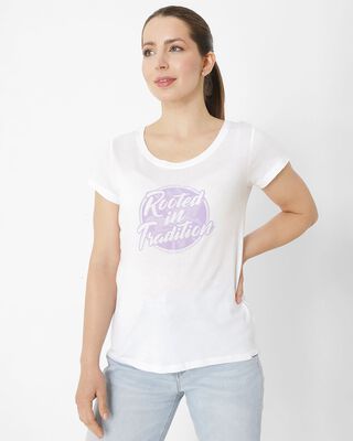 Polera M/C Rooted In Tradition Blanco Mujer,hi-res